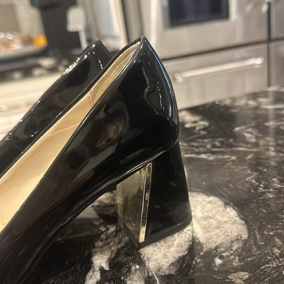 Zara Black Patent Heels - Picture 3 of 3